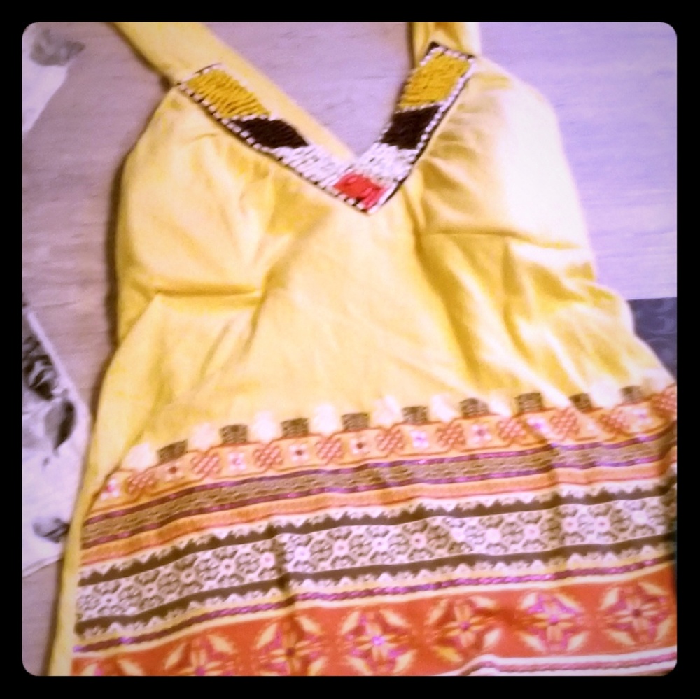 💕$7💕Beaded/Embroidered Tank